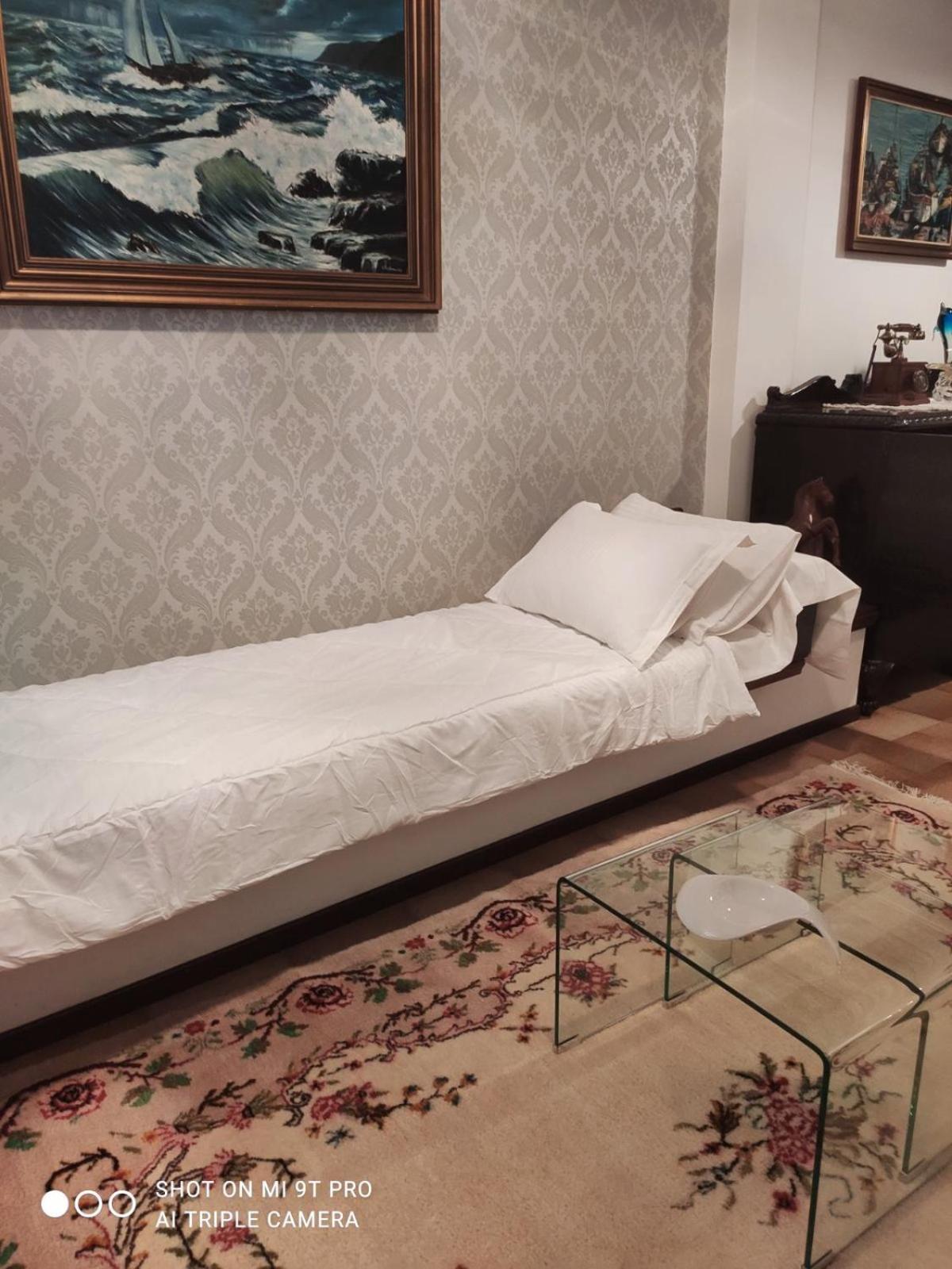 Johnny'S Loft Daire Agrinio Dış mekan fotoğraf