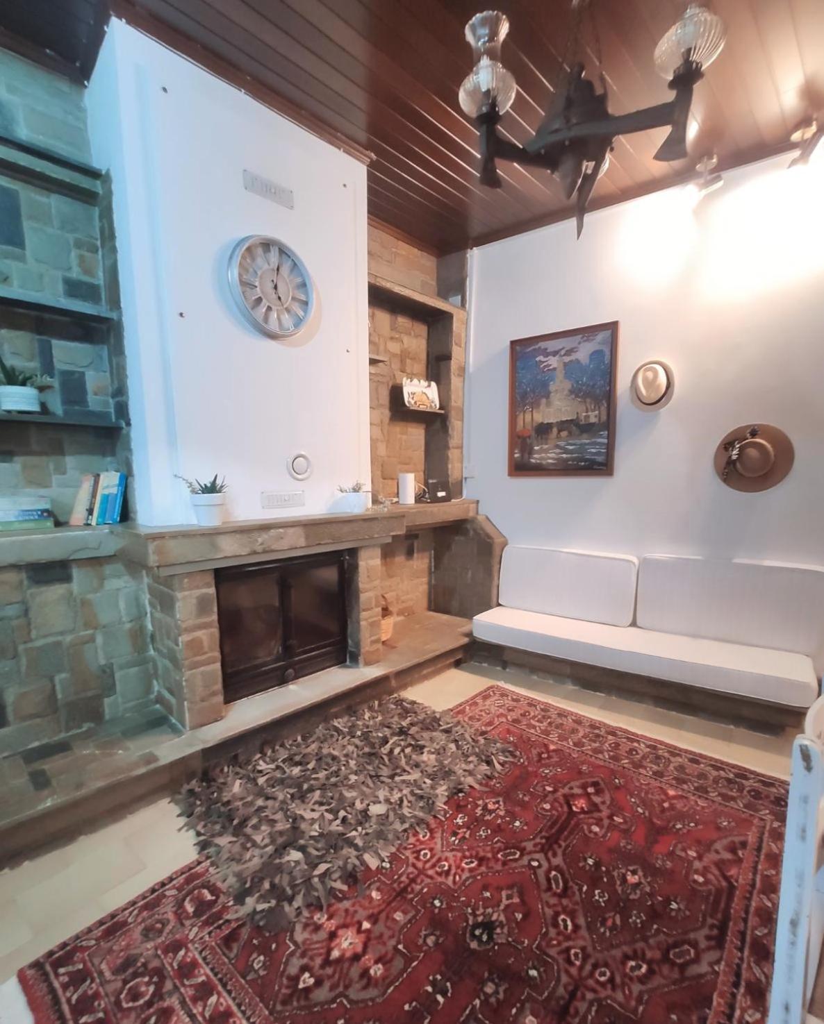 Johnny'S Loft Daire Agrinio Dış mekan fotoğraf